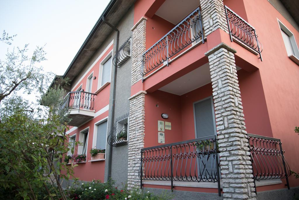B&B La Dimora Del Garda Sirmione Exteriör bild