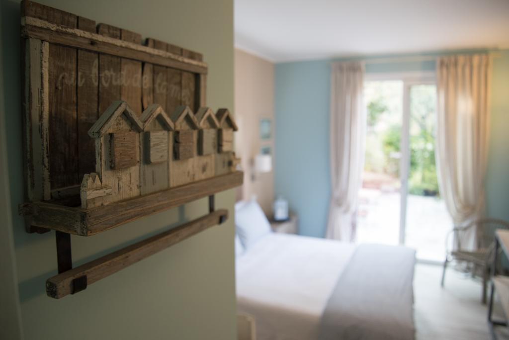 B&B La Dimora Del Garda Sirmione Rum bild