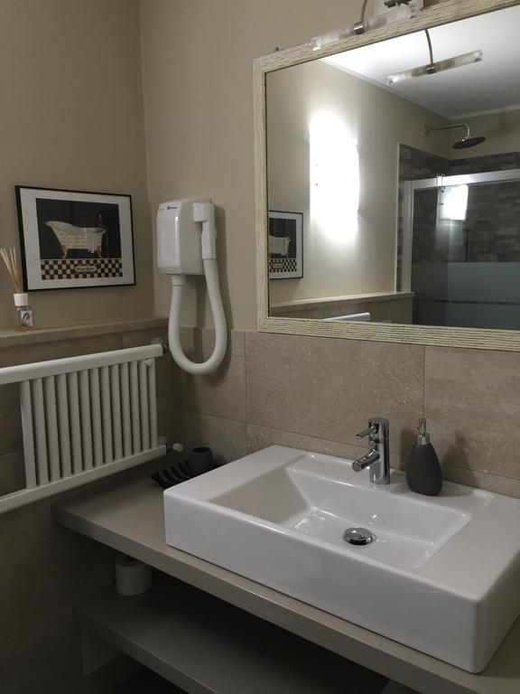 B&B La Dimora Del Garda Sirmione Exteriör bild